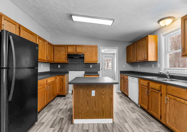 4th image of 2340 E Mosherville Rd, Jonesville, MI 49250 | MLS# 53026002206