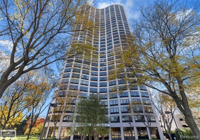 Photo 3 of Condo for sale at 5000 Town Ctr, Southfield, MI 48075 | MLS# 58050197759 | Listing updated on 2026-07-19