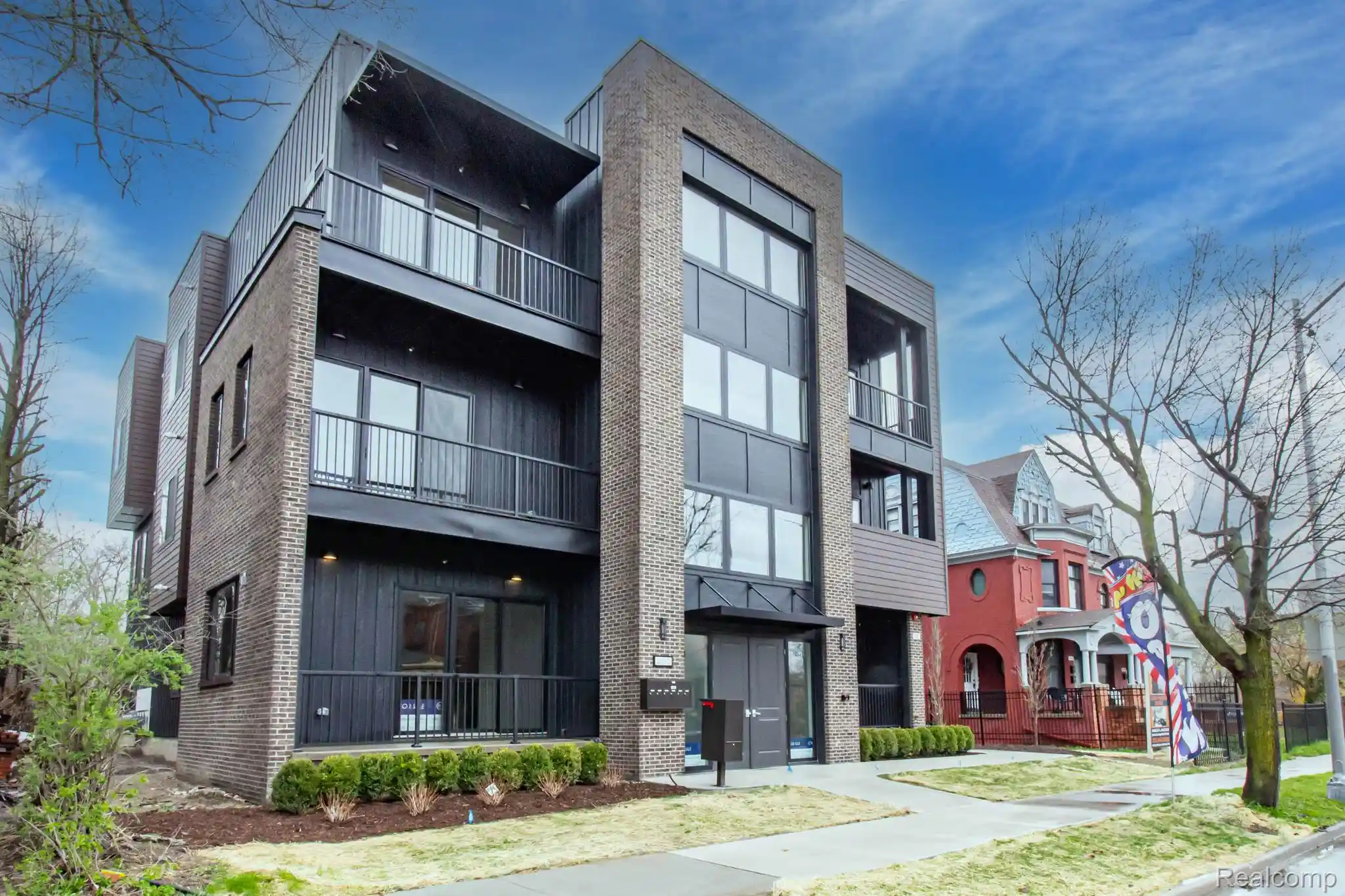 Listing Photo 1 - Condo for sale in 4130 Trumbull St located at 4130 Trumbull St, Detroit, MI 48208 - Unit 4130 Trumbull St
