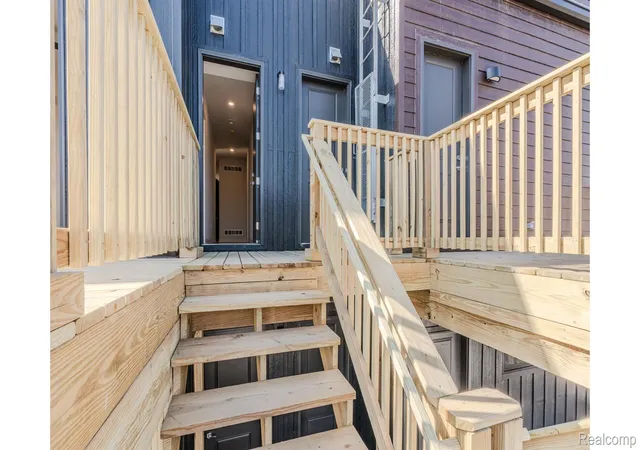 Listing Photo 5 - Condo for sale in building located at 4130 Trumbull St, Detroit, MI 48208 - Unit #6