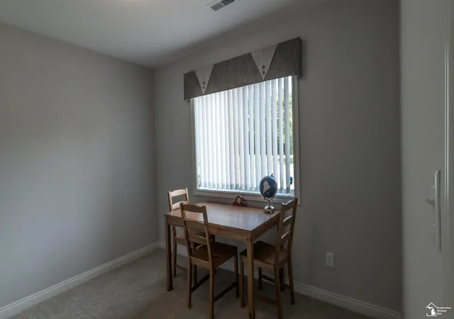 3rd image of 4107 Rosalia Dr, Monroe, MI 48161