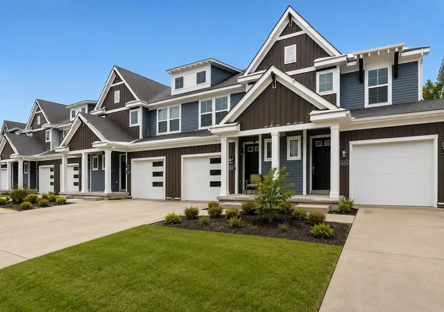 Listing Photo 3 - Condo for sale in building located at 1657 Thyme Dr SW, Byron Center, MI 49315