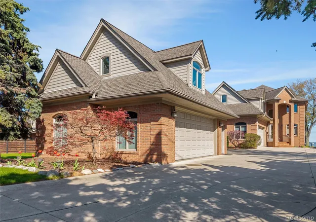 Photo 2 of Single family home for sale at 34330 Jefferson Ave, Harrison Township, MI 48045 | MLS# 20261004205 | Listing updated on 2026-08-19