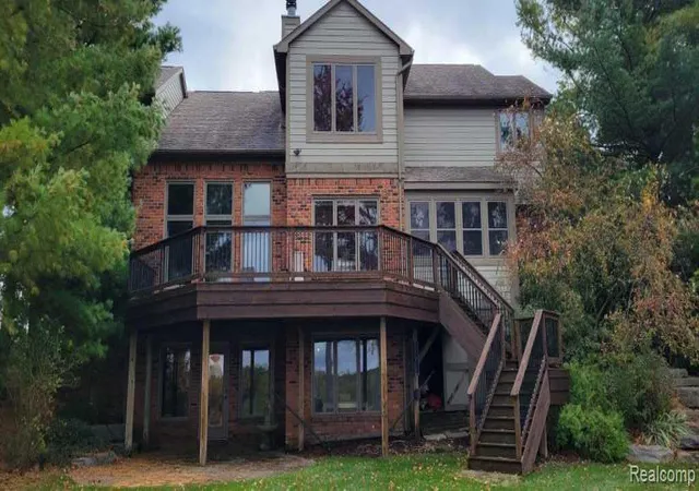 Photo 2 of Single family home for sale at 768 Shrewsbury Dr, Clarkston, MI 48348 | MLS# 20261004328 | Listing updated on 2026-07-06