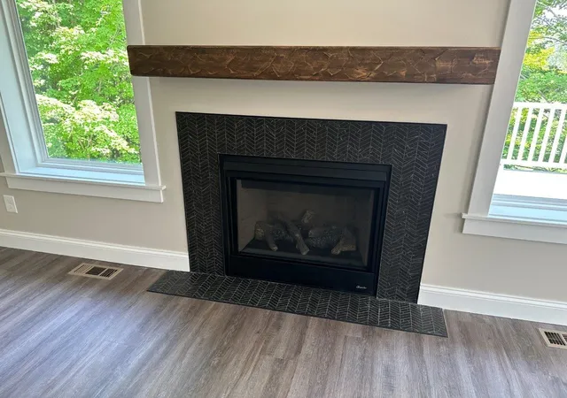Photo 4 of Single family home for sale at 200 Heritage Park Pl, Traverse City, MI 49685 | MLS# 78080064974 | Listing updated on 2026-07-31