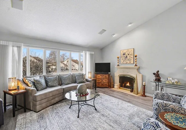 Listing Photo 4 - Condo for sale in building located at 5620 W Spring Knl Dr, Bay City, MI 48706