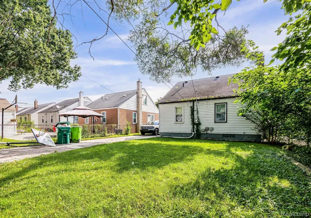 Homes for sale in Eastpointe City Macomb, MI | 21733 Rausch Ave, Eastpointe City Macomb, MI 48021 | MLS# 20261004391