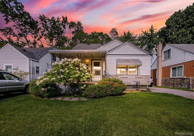 Homes for sale in Eastpointe City Macomb, MI | 21733 Rausch Ave, Eastpointe City Macomb, MI 48021 | MLS# 20261004391