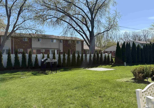 Photo 3 of Single family home for sale at 35773 Surrey Ct, Romulus, MI 48174 | MLS# 57050198047 | Listing updated on 2026-07-28