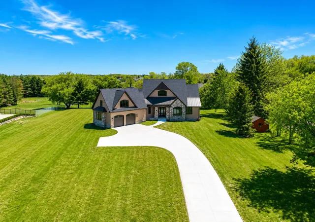 Photo 2 of Single family home for sale at 69166 Slating Ln, Bruce Twp, MI 48065 | MLS# 81026003117 | Listing updated on 2026-08-27