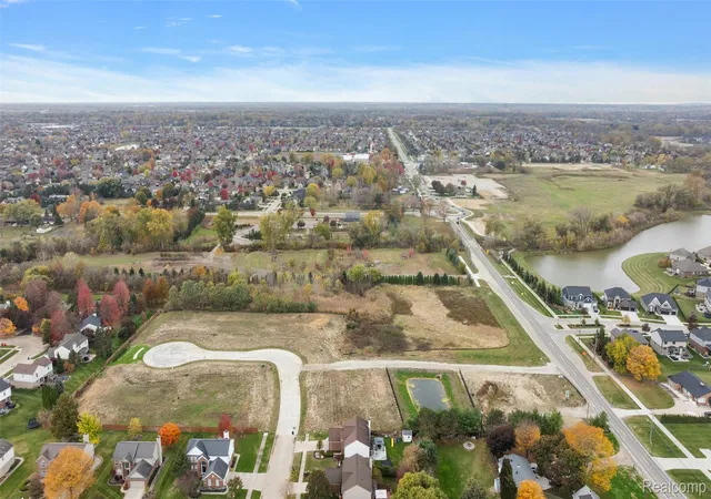 4th image of 17824 Biscayne Dr, Macomb, MI 48042 | MLS# 20261005530