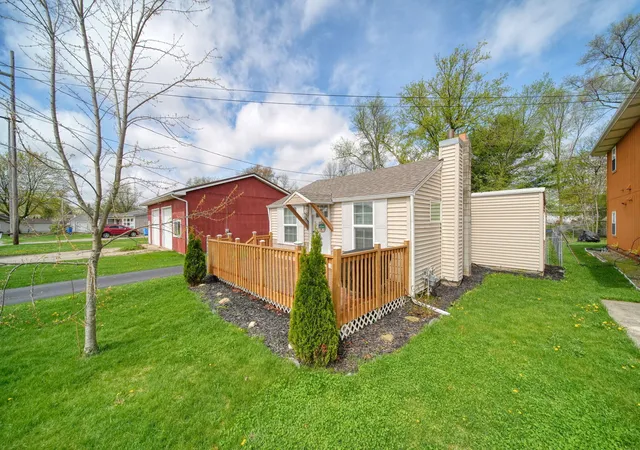 Photo 3 of Single family home for sale at 4026 Donnely Rd, Jackson, MI 49201 | MLS# 55026003249 | Listing updated on 2026-09-11
