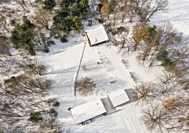 2nd image of 2185 Armond Rd, Howell, MI 48855 | MLS# 20261005719
