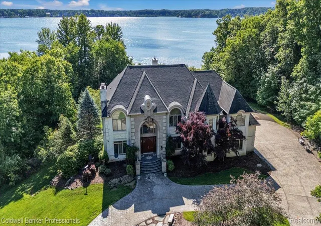 2nd image of 4359 Longview Dr, Lapeer, MI 48446 | MLS# 20261005750