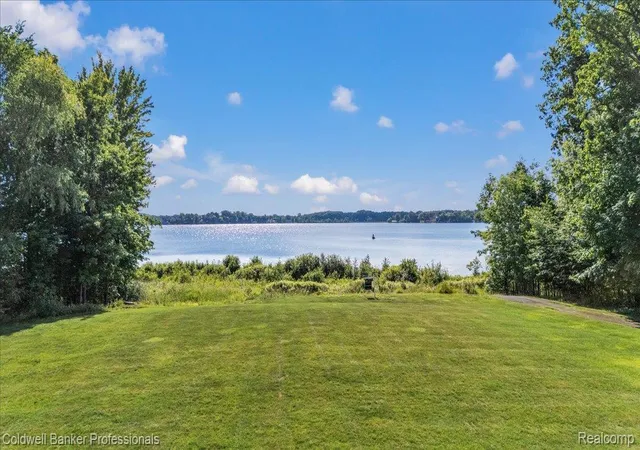 5th image of 4359 Longview Dr, Lapeer, MI 48446 | MLS# 20261005750