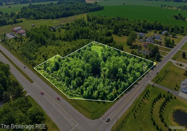 Photo 3 of Land for sale at 0000 Corunna Rd, Swartz Creek, MI 48473 | MLS# 20261006034 | Listing updated on 2026-09-30