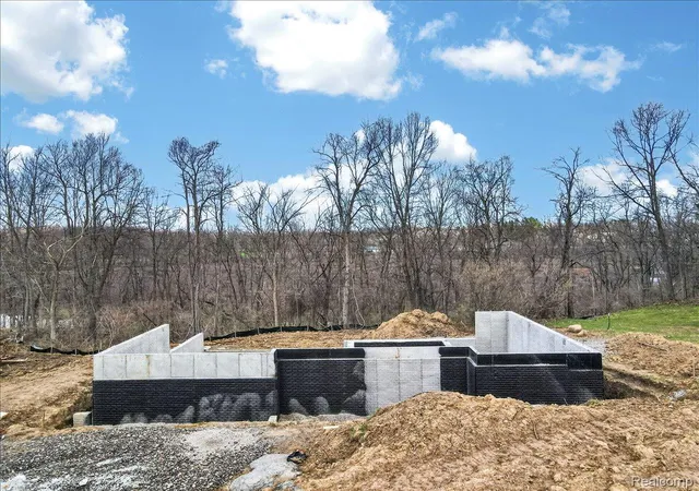 Photo 1 of Sale Pending at 4060 Metamora Ridge Rd, Metamora, MI 48455 | MLS# 20261006301 | Listing updated on 2026-07-07