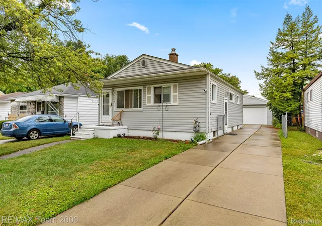 Photo 1 of Sale Pending at 4940 Mayfair St, Dearborn Heights, MI 48125 | MLS# 20261006468 | Listing updated on 2026-07-07