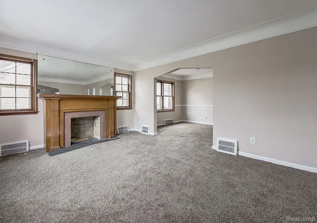 Photo 2 of Single family home for sale at 18242 Mendota St, Detroit, MI 48221 | MLS# 20261006570 | Listing updated on 2026-09-15