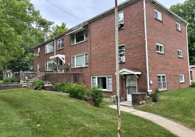 2nd image of 190 Maple St, Concord, MI 49237 | MLS# 55026003827