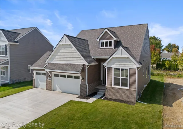 Photo 1 of Single family home for sale at 52120 Wellington Valley Dr, Macomb, MI 48042 | MLS# 20261006781 | Listing updated on 2026-10-16