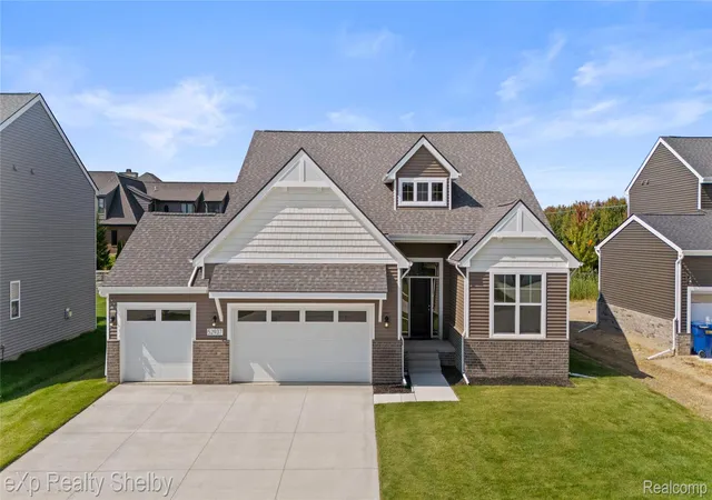 Photo 3 of Single family home for sale at 52120 Wellington Valley Dr, Macomb, MI 48042 | MLS# 20261006781 | Listing updated on 2026-10-16