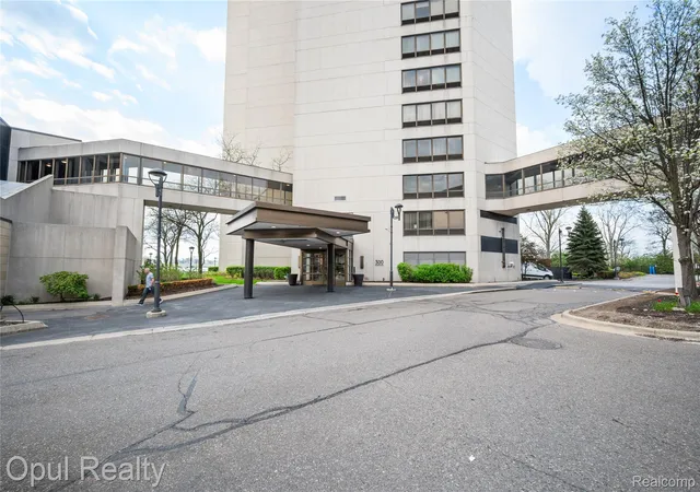 2nd image of 1001 W Jefferson Ave #300 9-D, Detroit, MI 48226 | MLS# 20261007085