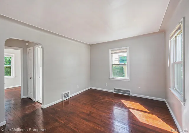 Photo 3 of Single family home for sale at 19446 Washtenaw St, Harper Woods, MI 48225 | MLS# 20261007225 | Listing updated on 2026-07-27