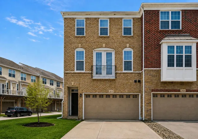 1st image of 2824 Ridington Rd, Ann Arbor, MI 48105 | MLS# 81026004044