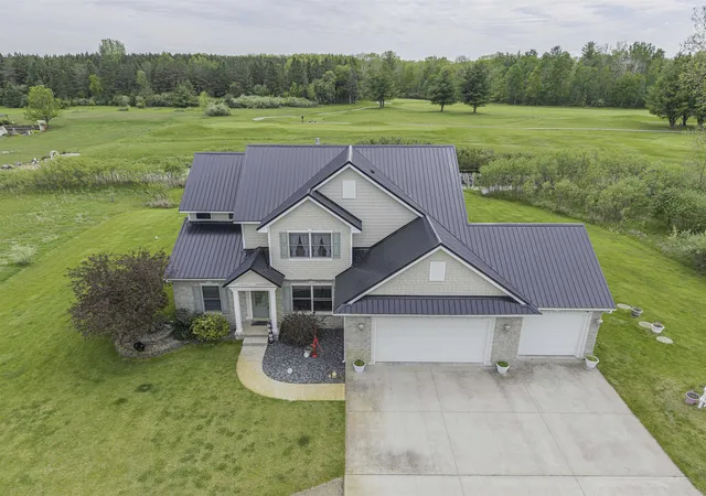 Photo 1 of Single family home for sale at 6702 Links Dr, Mount Pleasant, MI 48858 | MLS# 79080065227 | Listing updated on 2026-06-22