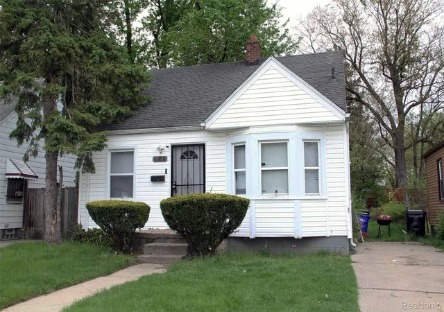3rd image of 19736 N Stout St N, Detroit, MI 48219 | MLS# 20261007693