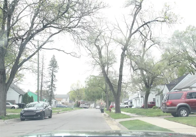 4th image of 19736 N Stout St N, Detroit, MI 48219 | MLS# 20261007693