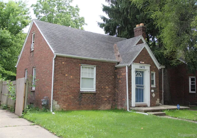Homes for sale in Detroit City Wayne, MI | 11470 E Lakepointe St E, Detroit City Wayne, MI 48224 | MLS# 20261007944