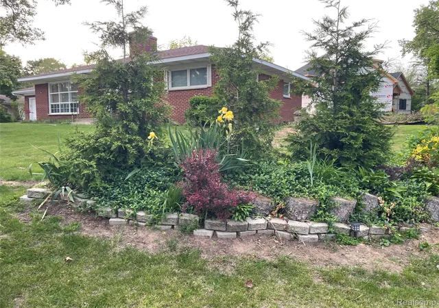 2nd image of 3443 Nichols Rd, Auburn Hills, MI 48326 | MLS# 20261008494