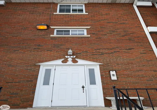 Listing Photo 1 - Condo for sale in building located at 165 S Water St, Marine City, MI 48039