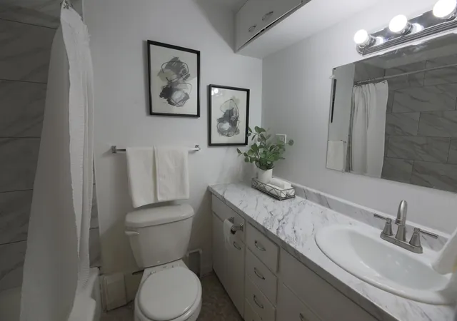 9th image of 8300 E Jefferson Ave #104, Detroit, MI 48214 | MLS# 81026004967