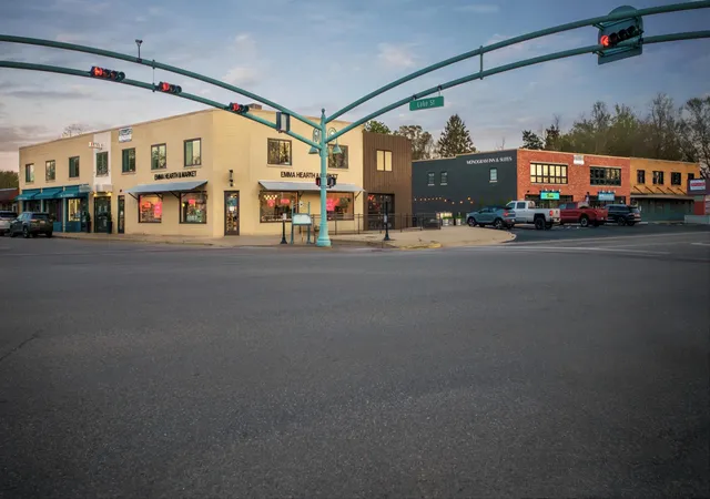 Listing Photo 3 - Condo for sale in building located at 9720 Baldwin Rd, Bridgman, MI 49106 - Unit #12