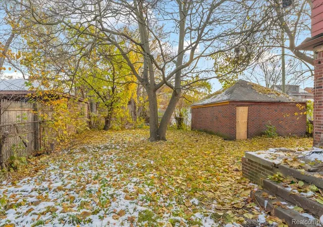4th image of 17300 Woodingham Dr, Detroit, MI 48221 | MLS# 20261008900