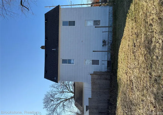 Photo 4 of Single family home for sale at 398 N Saginaw St, Pontiac, MI 48342 | MLS# 20261008952 | Listing updated on 2026-08-05