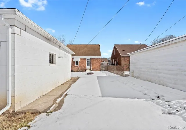 21st image of 6740 Larme Ave, Allen Park, MI 48101 | MLS# 20261008959