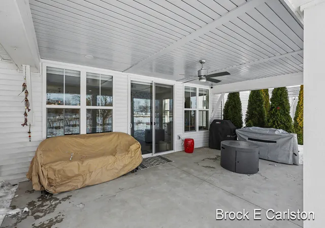 Photo 3 of Single family home for sale at 946 Boardwalk Cvs Dr, Muskegon, MI 49441 | MLS# 71026005143 | Listing updated on 2026-07-24