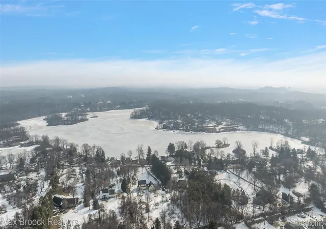 48th image of 2940 Steeple Hill Rd, White Lake, MI 48383 | MLS# 20261008965