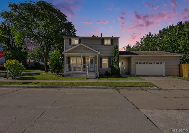 Photo 2 of Single family home for sale at 23225 Elaine St, Saint Clair Shores, MI 48080 | MLS# 20261008987 | Listing updated on 2026-08-22