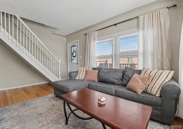 Photo 4 of Single family home for sale at 23225 Elaine St, Saint Clair Shores, MI 48080 | MLS# 20261008987 | Listing updated on 2026-08-22