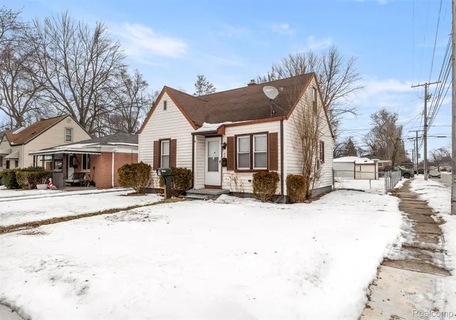 Homes for sale in Dearborn Heights, MI | 4721 Jackson St, Dearborn Heights, MI 48125 | MLS# 20261009052
