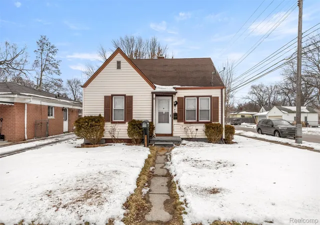 Homes for sale in Dearborn Heights, MI | 4721 Jackson St, Dearborn Heights, MI 48125 | MLS# 20261009052