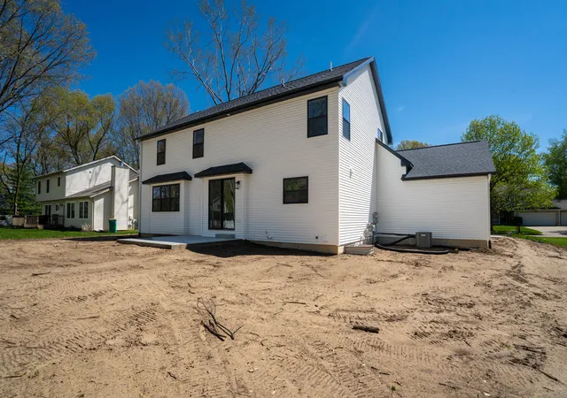 41st image of 2612 Ashford Trl, Portage, MI 49024 | MLS# 66026005328