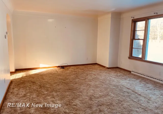 2nd image of 115 N Jefferson St, Saginaw, MI 48604 | MLS# 61050199409