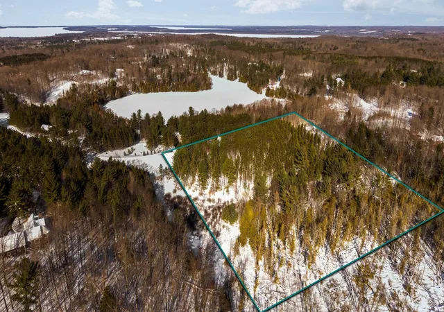 Homes for sale in Williamsburg, MI | 4811 Truax Lake Rd, Williamsburg, MI 49690 | MLS# 78080065431