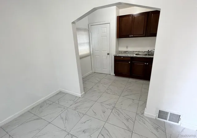 Photo 2 of Single family home for sale at 8279 Greenlawn St, Detroit, MI 48204 | MLS# 20261009248 | Listing updated on 2026-07-06